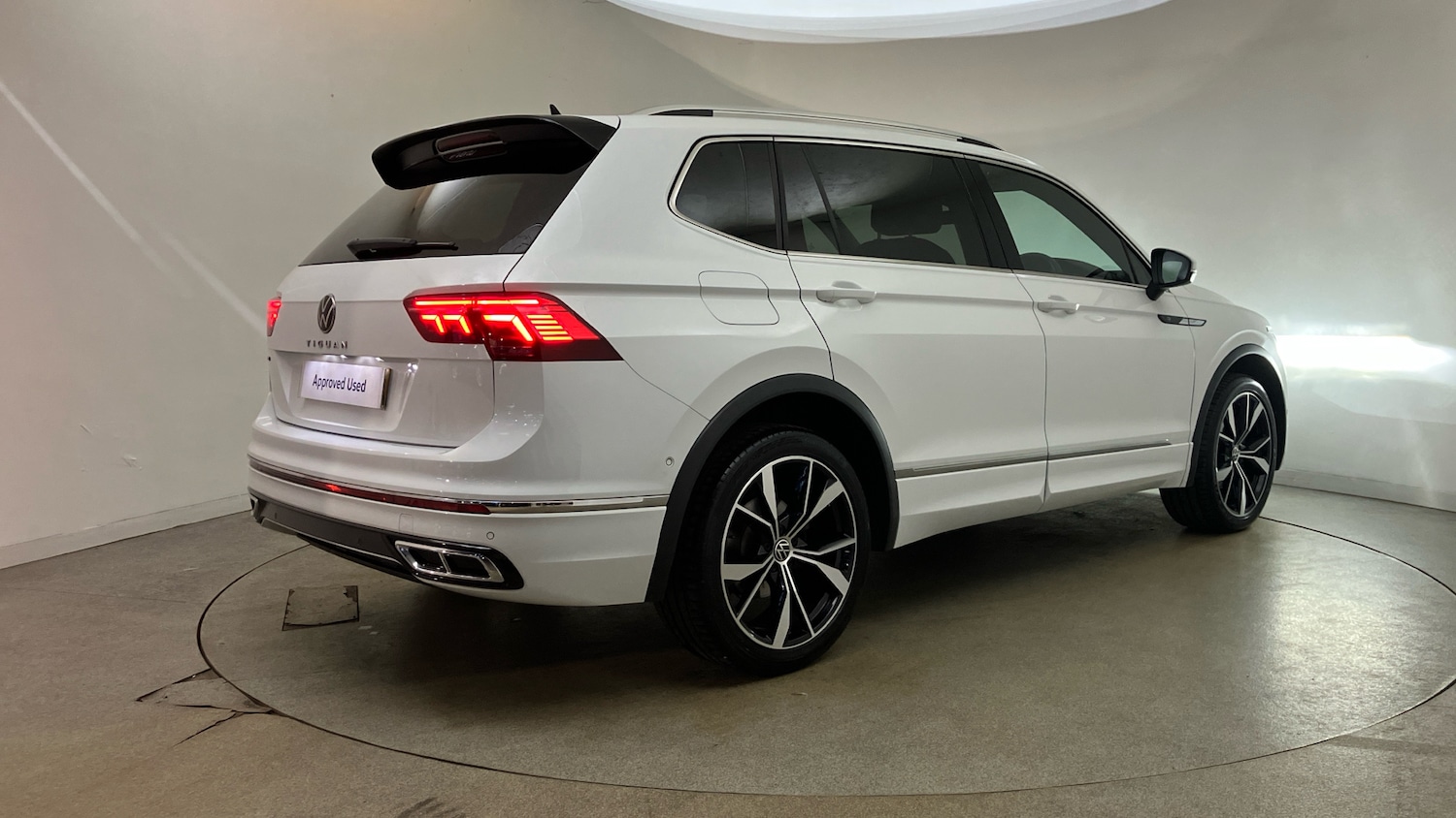 Used Volkswagen Tiguan Allspace 2023 for sale - 76048923: Photo 35