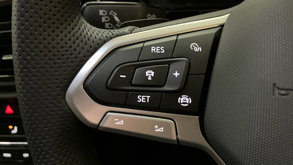 Used Volkswagen T-Roc 2025 for sale - 76193764: Photo 17