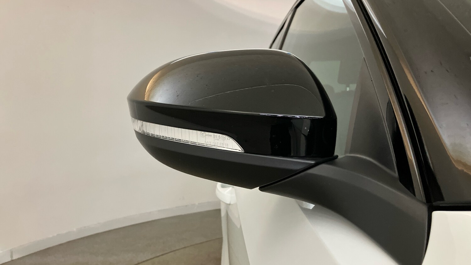 Used Volkswagen T-Roc 2025 for sale - 76193764: Photo 30