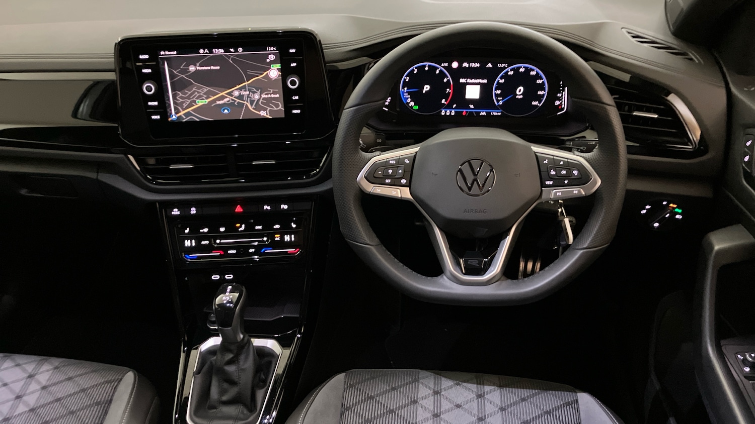 Used Volkswagen T-Roc 2025 for sale - 76193764: Photo 9