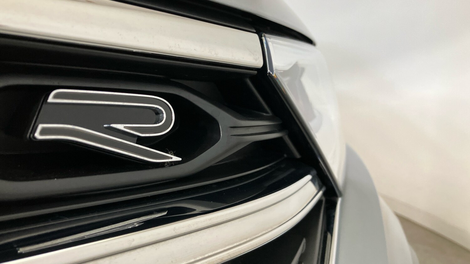 Used Volkswagen T-Roc 2025 for sale - 76568392: Photo 31