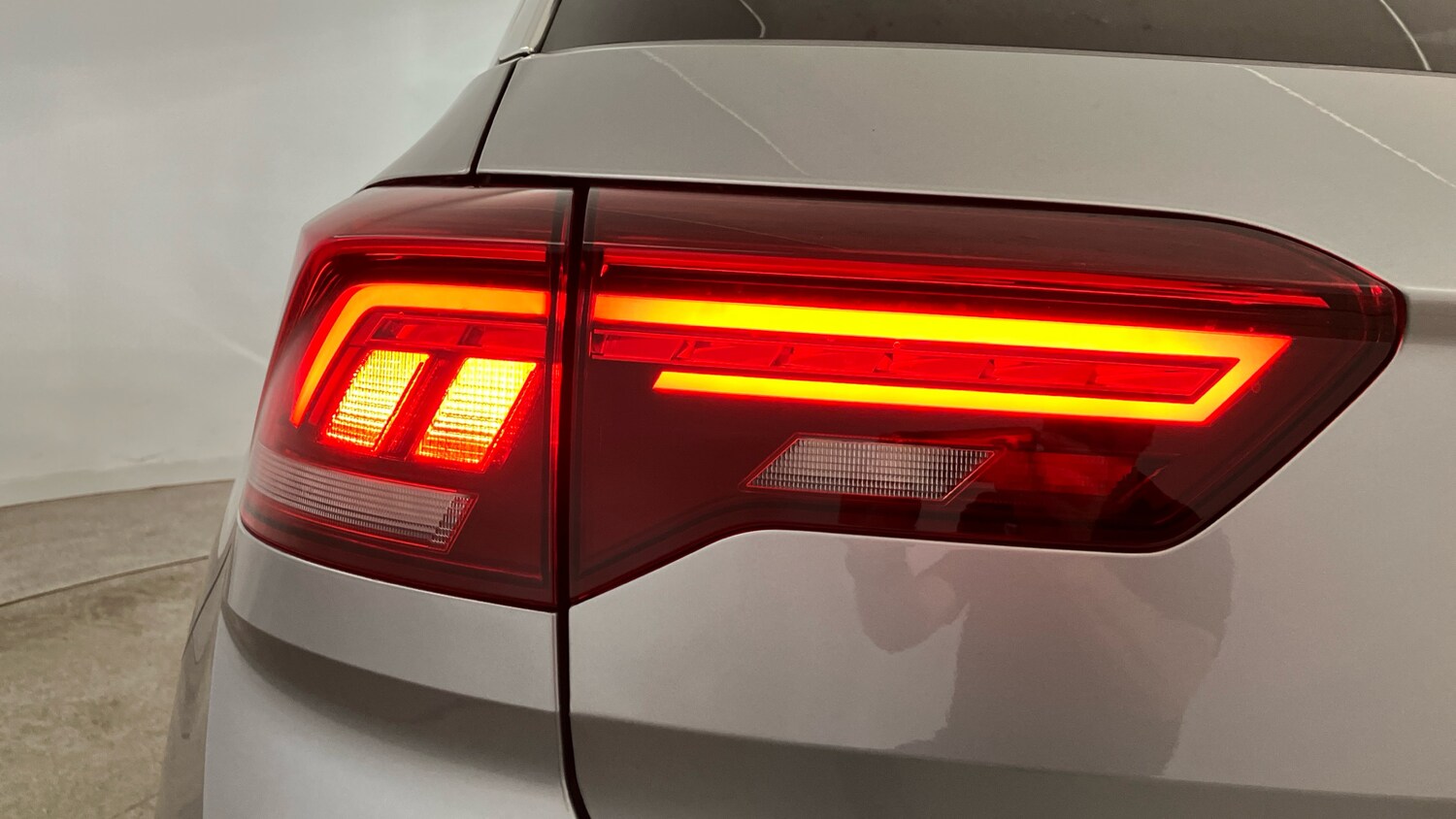 Used Volkswagen T-Roc 2025 for sale - 76568392: Photo 33