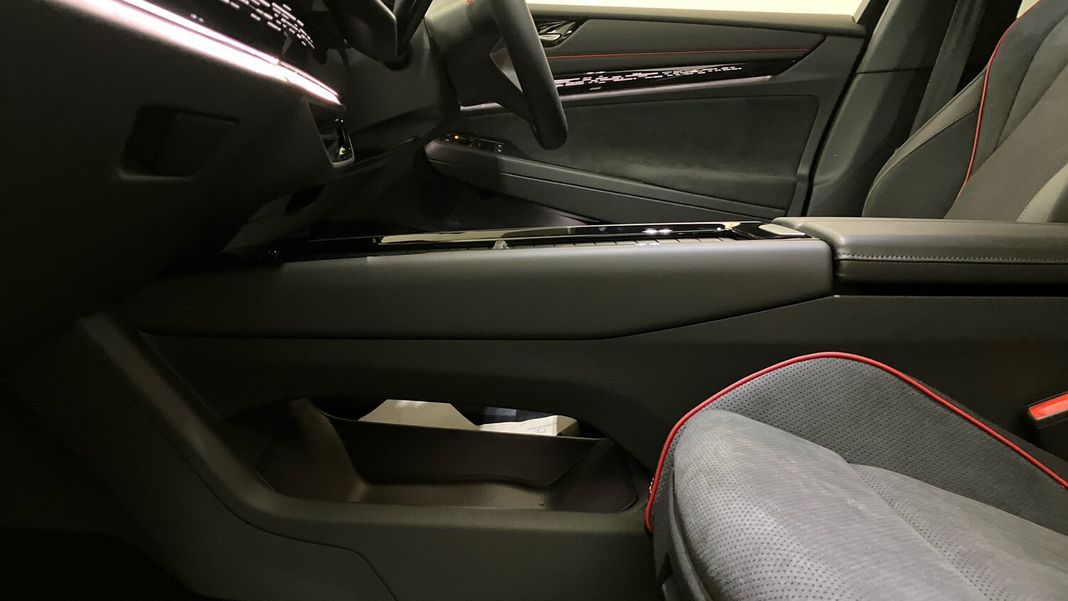 Used Volkswagen ID.7 2025 for sale - 76181282: Photo 41