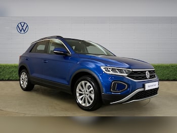 Used Volkswagen T-Roc 2024 for sale - 78906383: Photo
