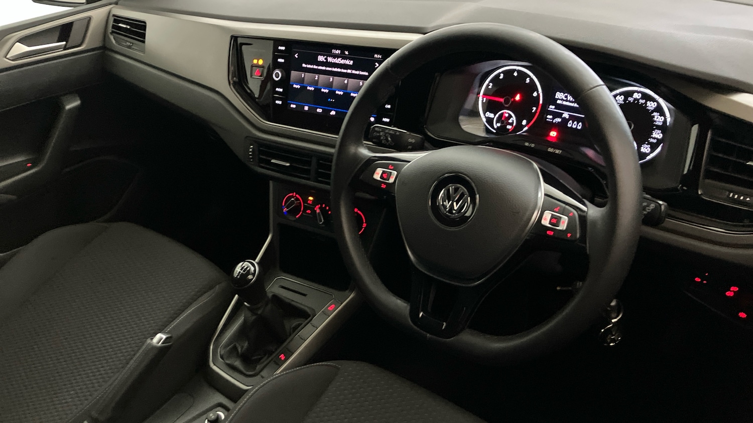 Used Volkswagen Polo 2020 for sale - 75872941: Photo 6