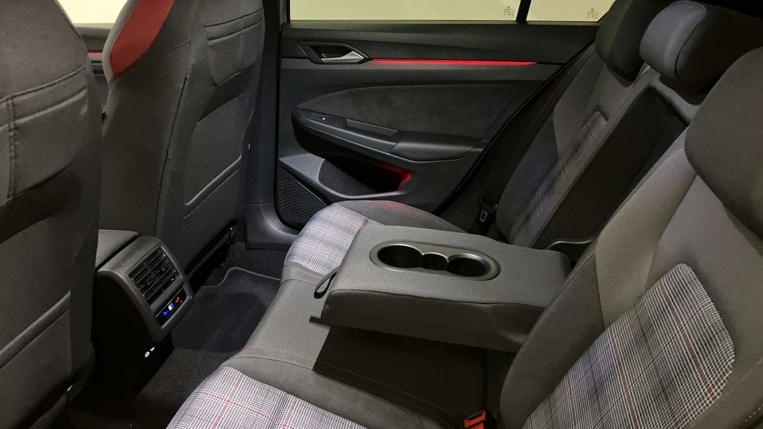 Used Volkswagen Golf 2024 for sale - 76403142: Photo 24