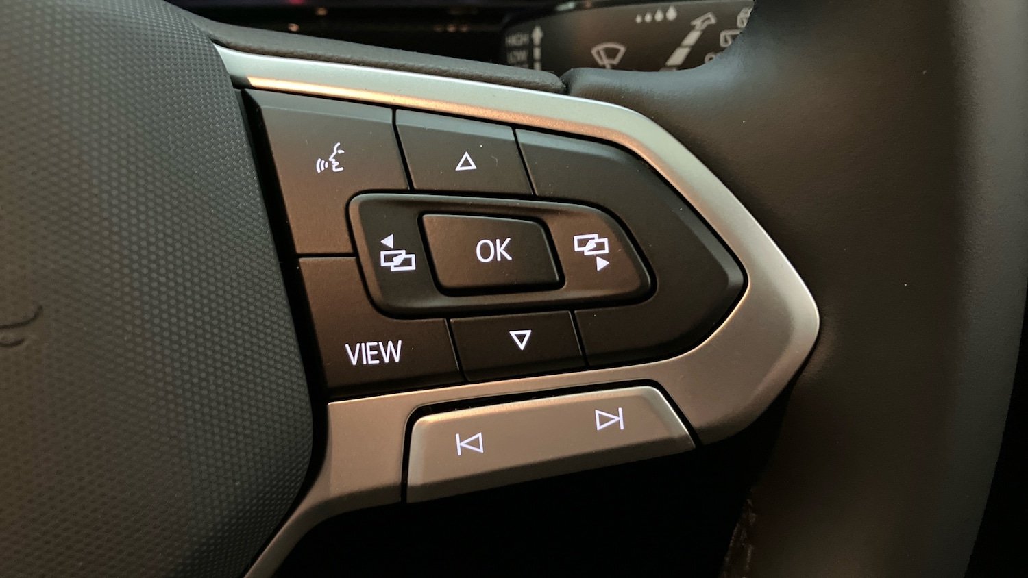 Used Volkswagen T-Cross 2025 for sale - 76968760: Photo 18