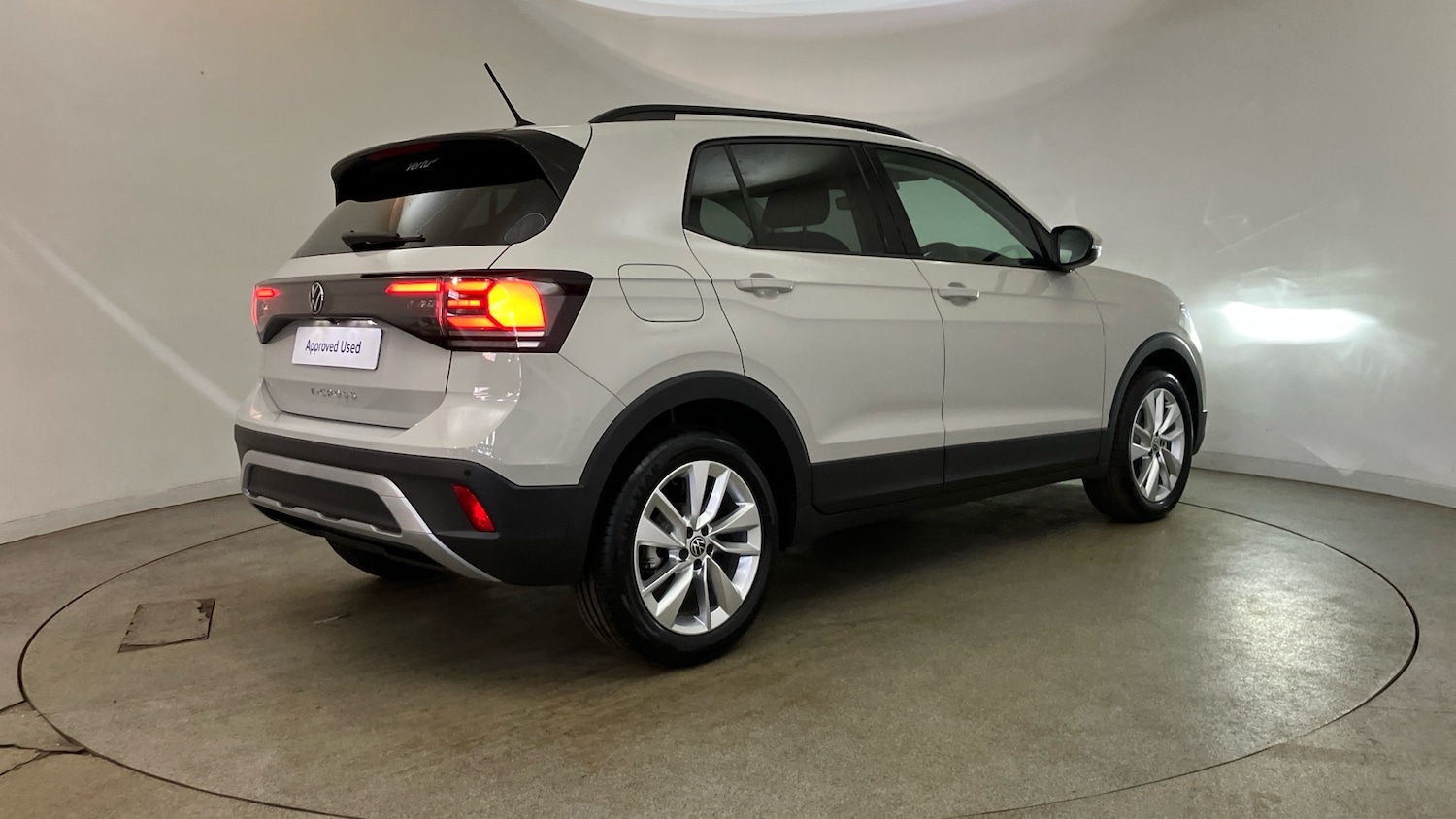 Used Volkswagen T-Cross 2025 for sale - 76968760: Photo 31