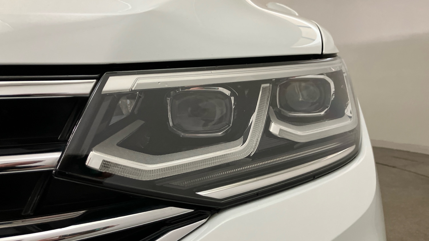 Used Volkswagen Tiguan 2022 for sale - 77102087: Photo 30