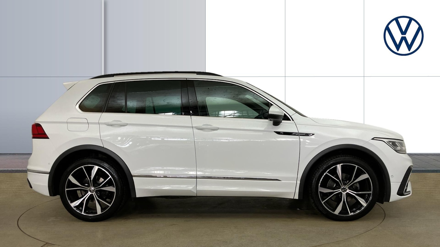 Used Volkswagen Tiguan 2022 for sale - 77102087: Photo 4
