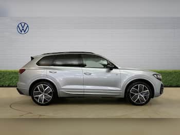 Used Volkswagen Touareg 2025 for sale - 79719584: Photo