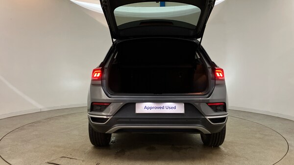 Used Volkswagen T-Roc 2019 for sale - 76219011: Photo 44