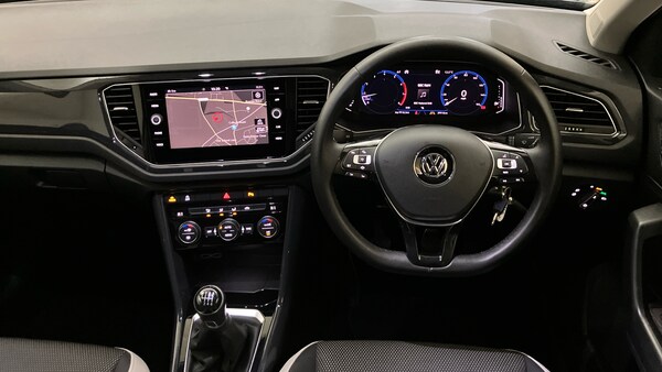 Used Volkswagen T-Roc 2019 for sale - 76219011: Photo 9