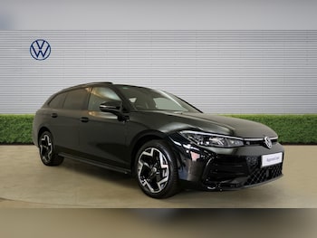 Used Volkswagen Passat 2025 for sale - 79307177: Photo