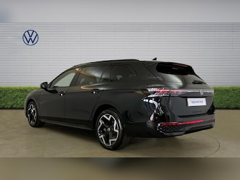 Used Volkswagen Passat 2025 for sale - 79307177: Photo
