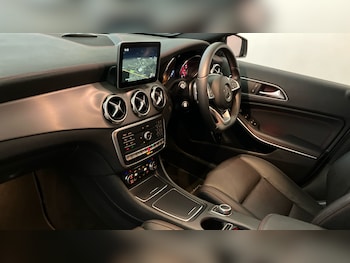 Used Mercedes-Benz GLA 2018 for sale - 78698535: Photo