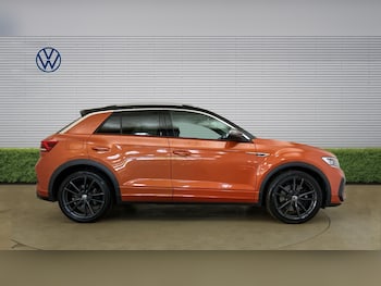 Used Volkswagen T-Roc 2021 for sale - 78837834: Photo