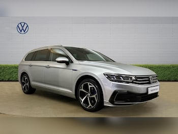 Used Volkswagen Passat 2023 for sale - 79406539: Photo