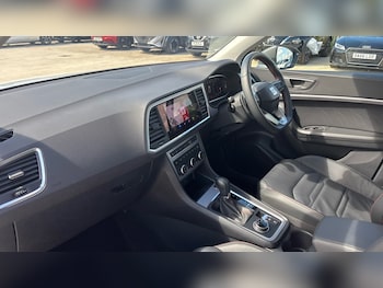 Used SEAT Ateca 2025 for sale - 76480241: Photo