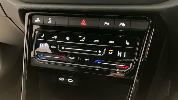 Used Volkswagen T-Roc 2025 for sale - 76063660: Photo 13