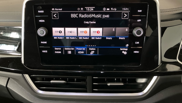 Used Volkswagen T-Roc 2025 for sale - 76063660: Photo 40