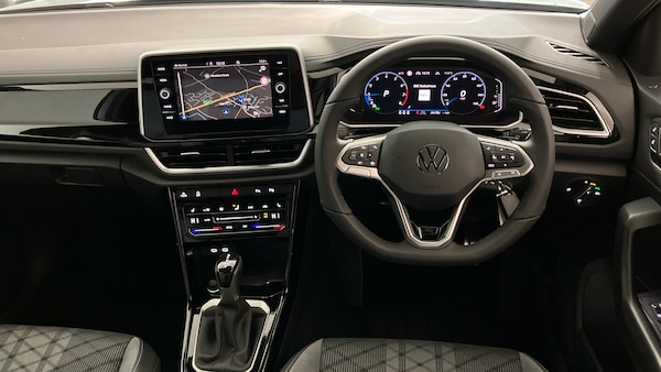 Used Volkswagen T-Roc 2025 for sale - 76063660: Photo 9