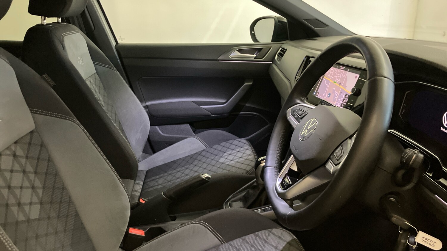 Used Volkswagen Taigo 2023 for sale - 76877799: Photo 28