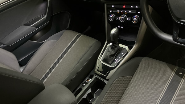 Used Volkswagen T-Roc 2021 for sale - 76143545: Photo 14