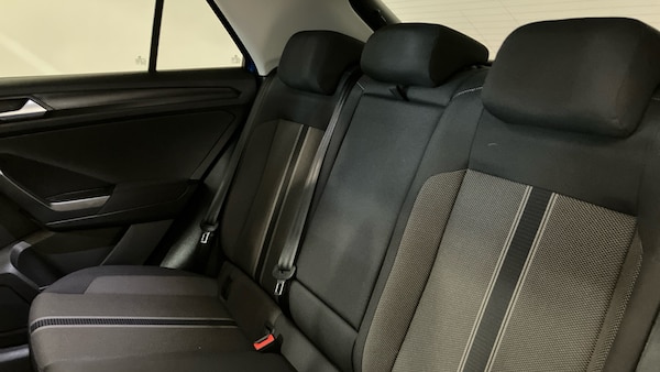 Used Volkswagen T-Roc 2021 for sale - 76143545: Photo 16