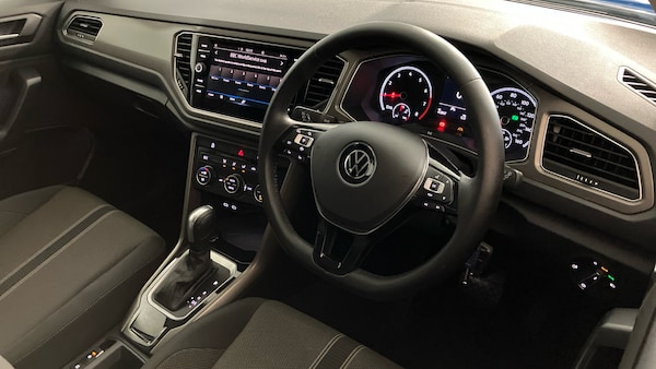 Used Volkswagen T-Roc 2021 for sale - 76143545: Photo 6