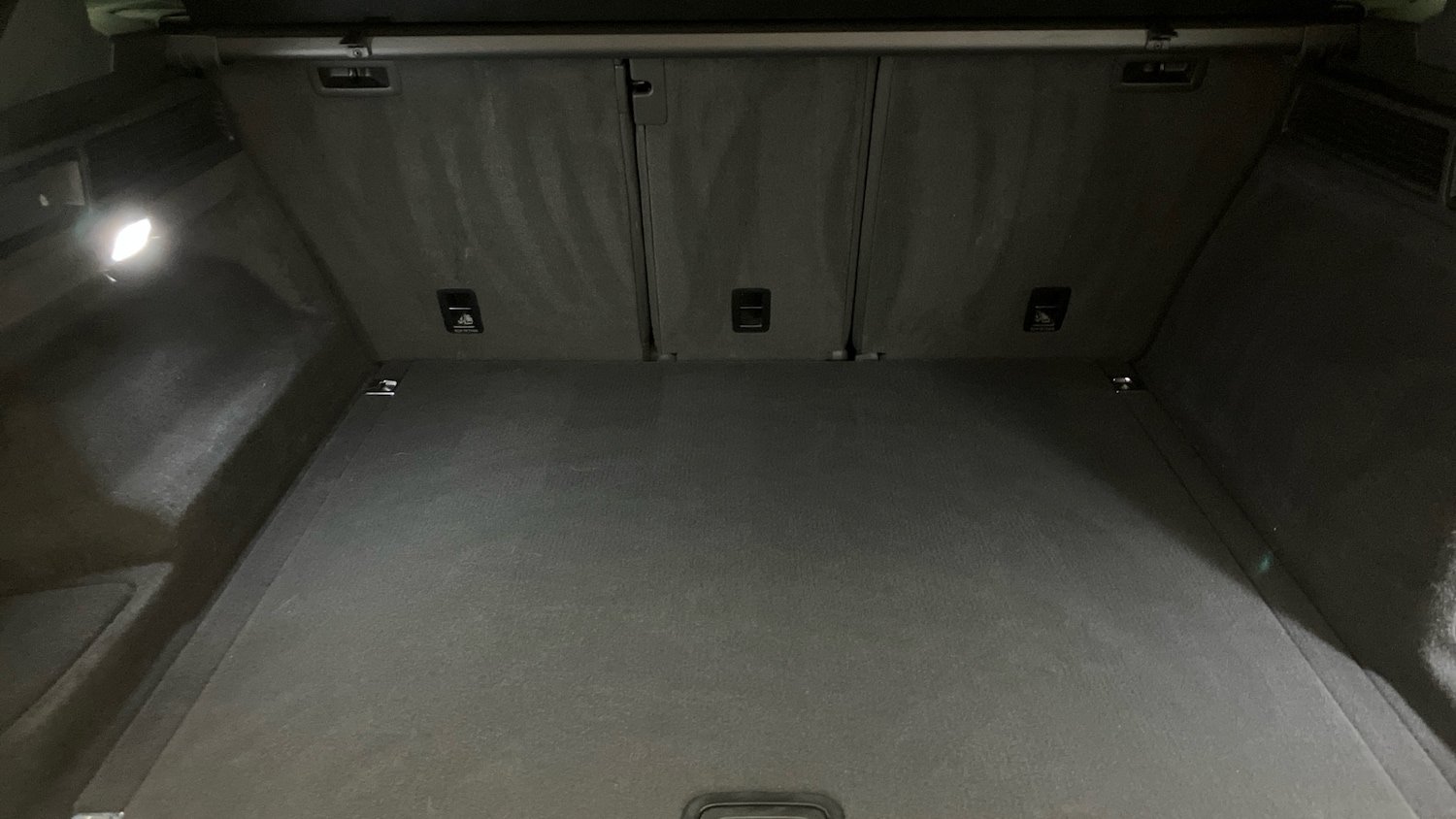 Used Volkswagen Touareg 2023 for sale - 76577016: Photo 20