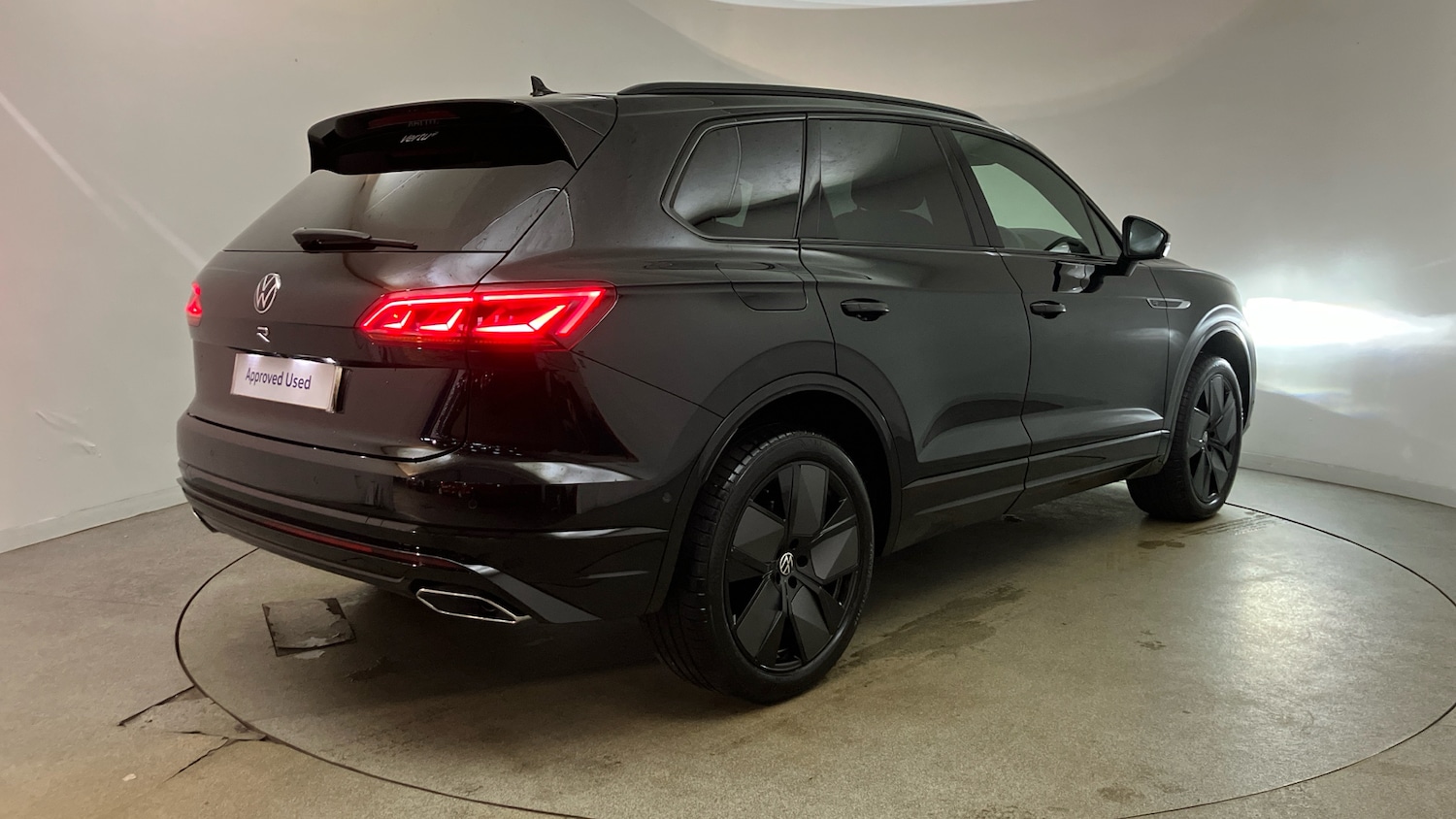 Used Volkswagen Touareg 2023 for sale - 76577016: Photo 42