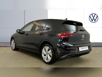 Used Volkswagen Golf 2024 for sale - 77515351: Photo