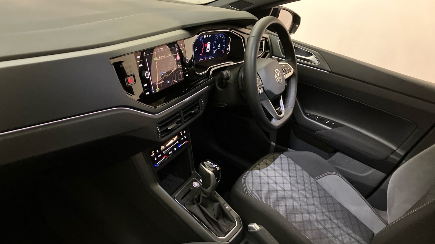 Used Volkswagen Polo 2025 for sale - 77367517: Photo 2