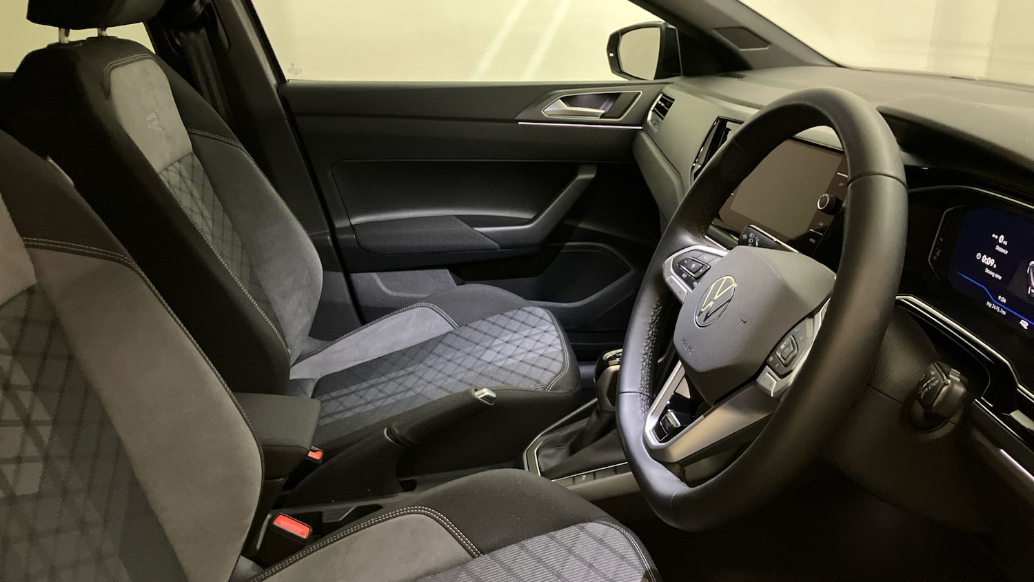 Used Volkswagen Polo 2025 for sale - 77367517: Photo 28