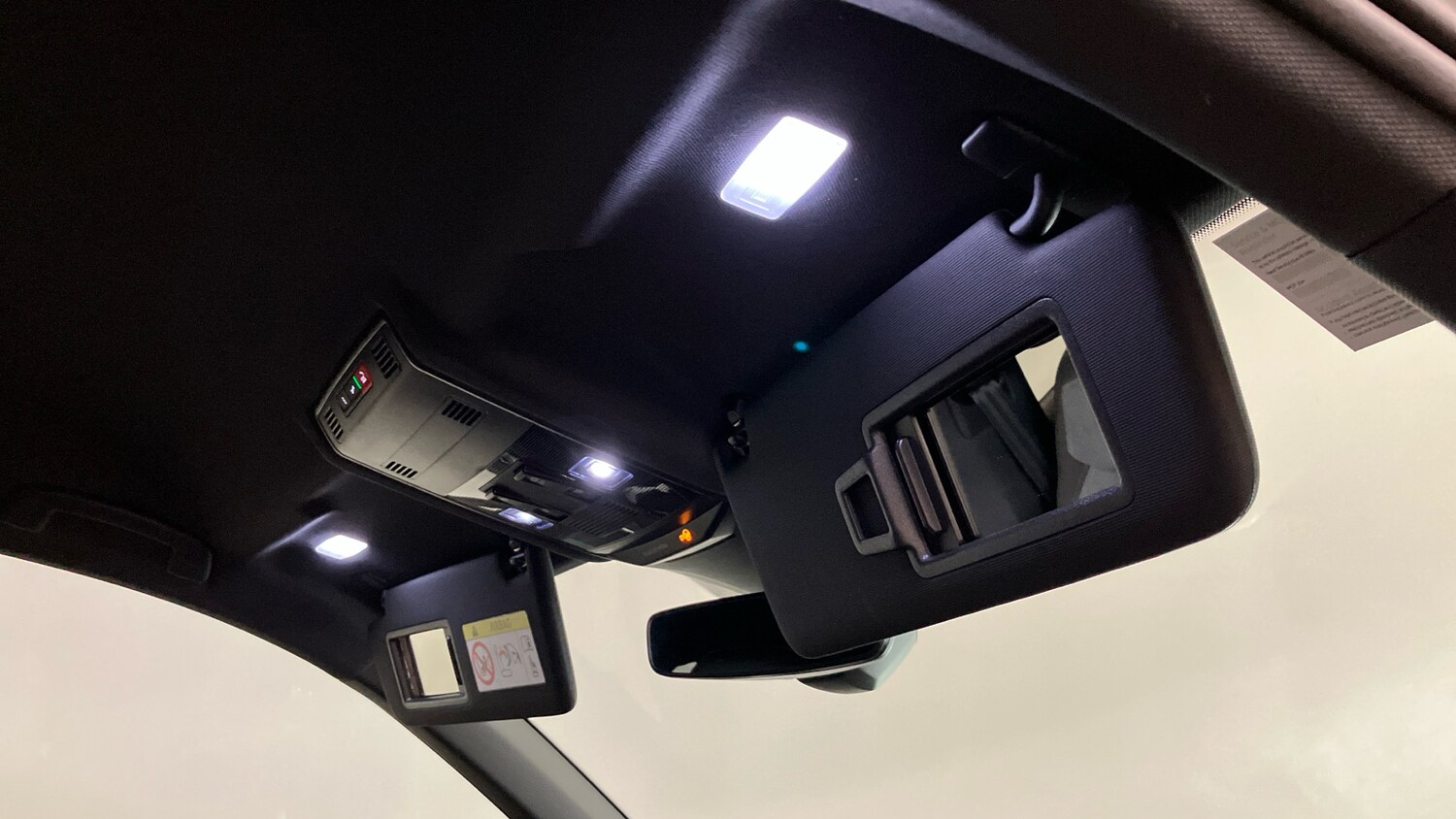 Used Volkswagen T-Roc 2025 for sale - 76532096: Photo 34