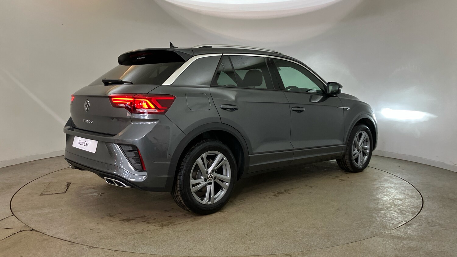 Used Volkswagen T-Roc 2025 for sale - 76532096: Photo 35