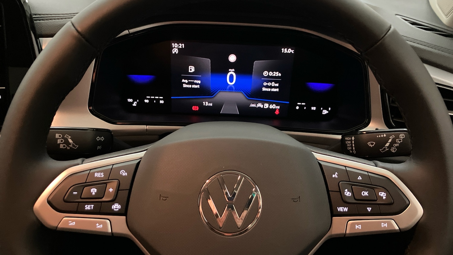 Used Volkswagen T-Roc 2025 for sale - 77061490: Photo 10