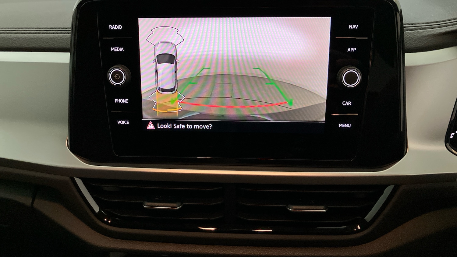 Used Volkswagen T-Roc 2025 for sale - 77061490: Photo 21