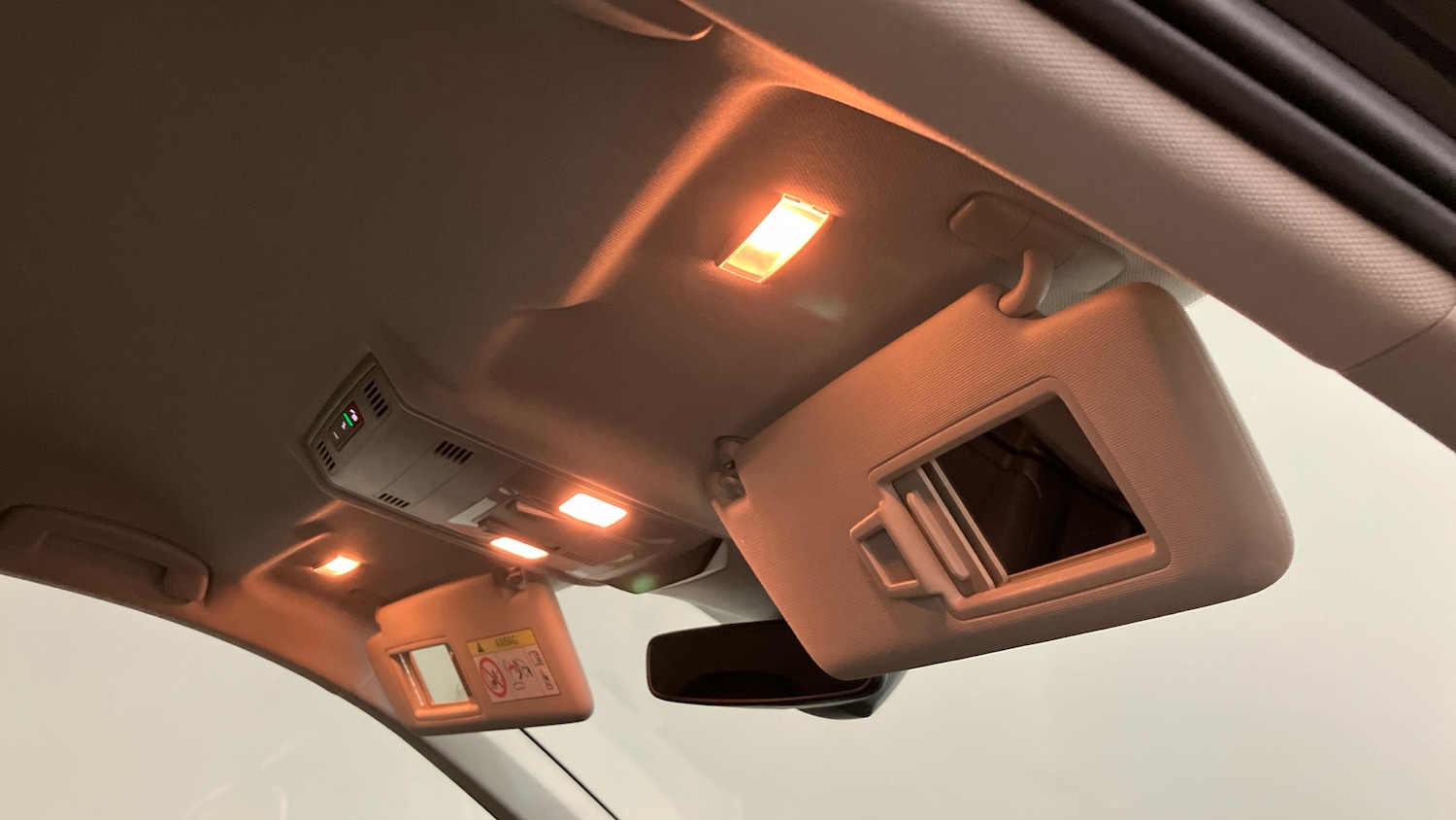 Used Volkswagen T-Roc 2025 for sale - 77061490: Photo 30