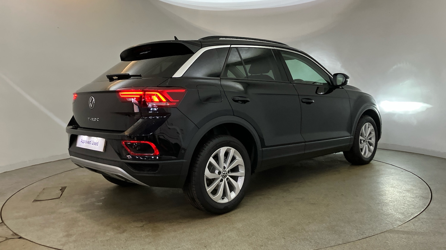 Used Volkswagen T-Roc 2025 for sale - 77061490: Photo 31