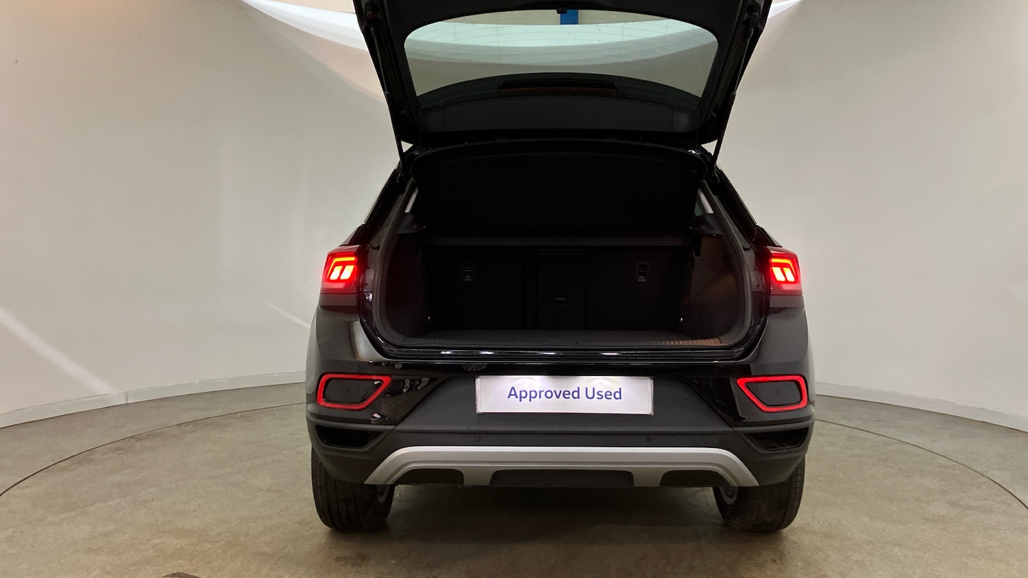 Used Volkswagen T-Roc 2025 for sale - 77061490: Photo 44