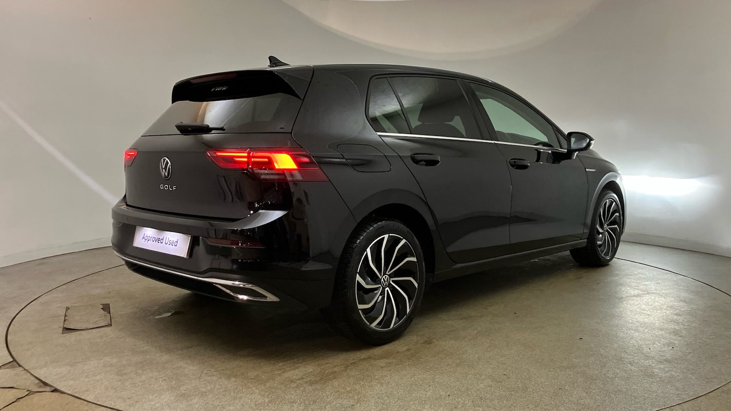 Used Volkswagen Golf 2023 for sale - 76791695: Photo 32
