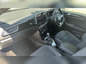 Used Volkswagen T-Roc 2022 for sale - 79151504: Photo