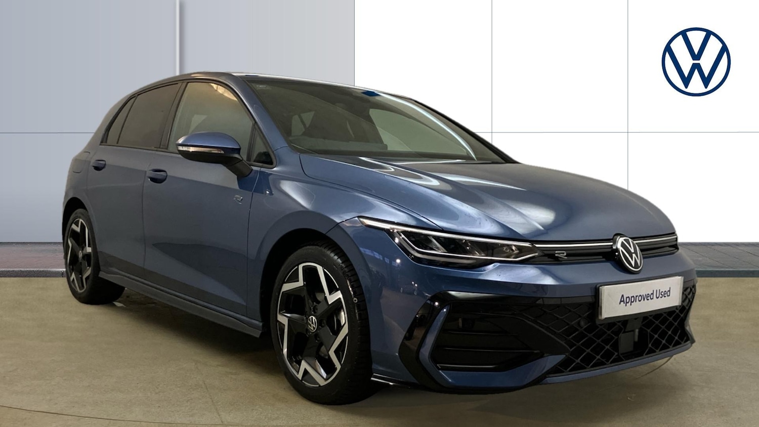 Used Volkswagen Golf 2025 for sale - 76683998: Photo 1