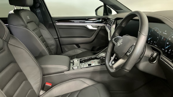 Used Volkswagen Touareg 2025 for sale - 76321683: Photo 40
