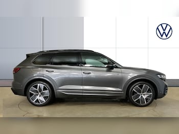 Used Volkswagen Touareg 2025 for sale - 76321683: Photo 4
