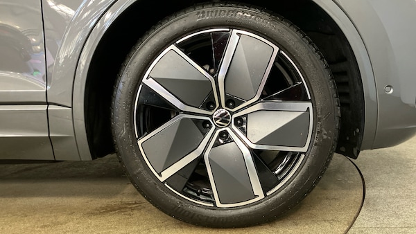 Used Volkswagen Touareg 2025 for sale - 76321683: Photo 5