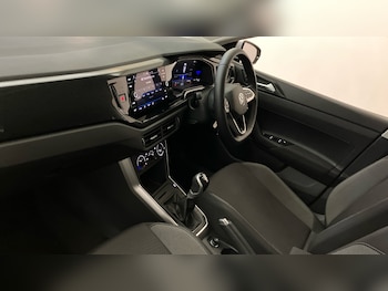 Used Volkswagen Polo 2024 for sale - 77817892: Photo