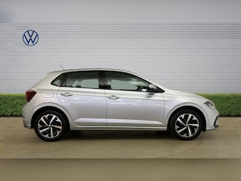 Used Volkswagen Polo 2024 for sale - 77817892: Photo